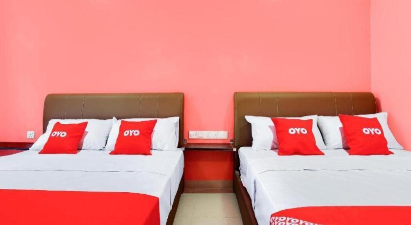 โอโย 89387 ซัน กีรานา โฮเต็ล Hotel กลัง ภายนอก รูปภาพ