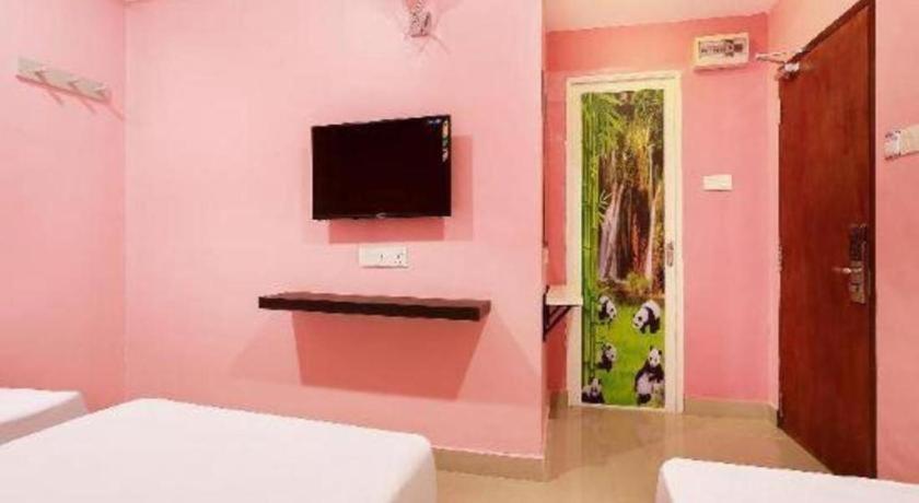 โอโย 89387 ซัน กีรานา โฮเต็ล Hotel กลัง ภายนอก รูปภาพ